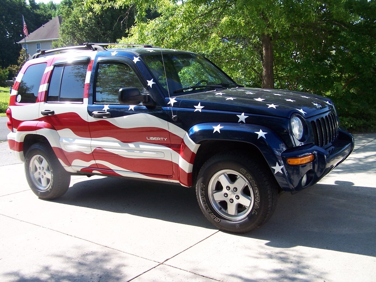 Front passenger corner of Flag Jeep