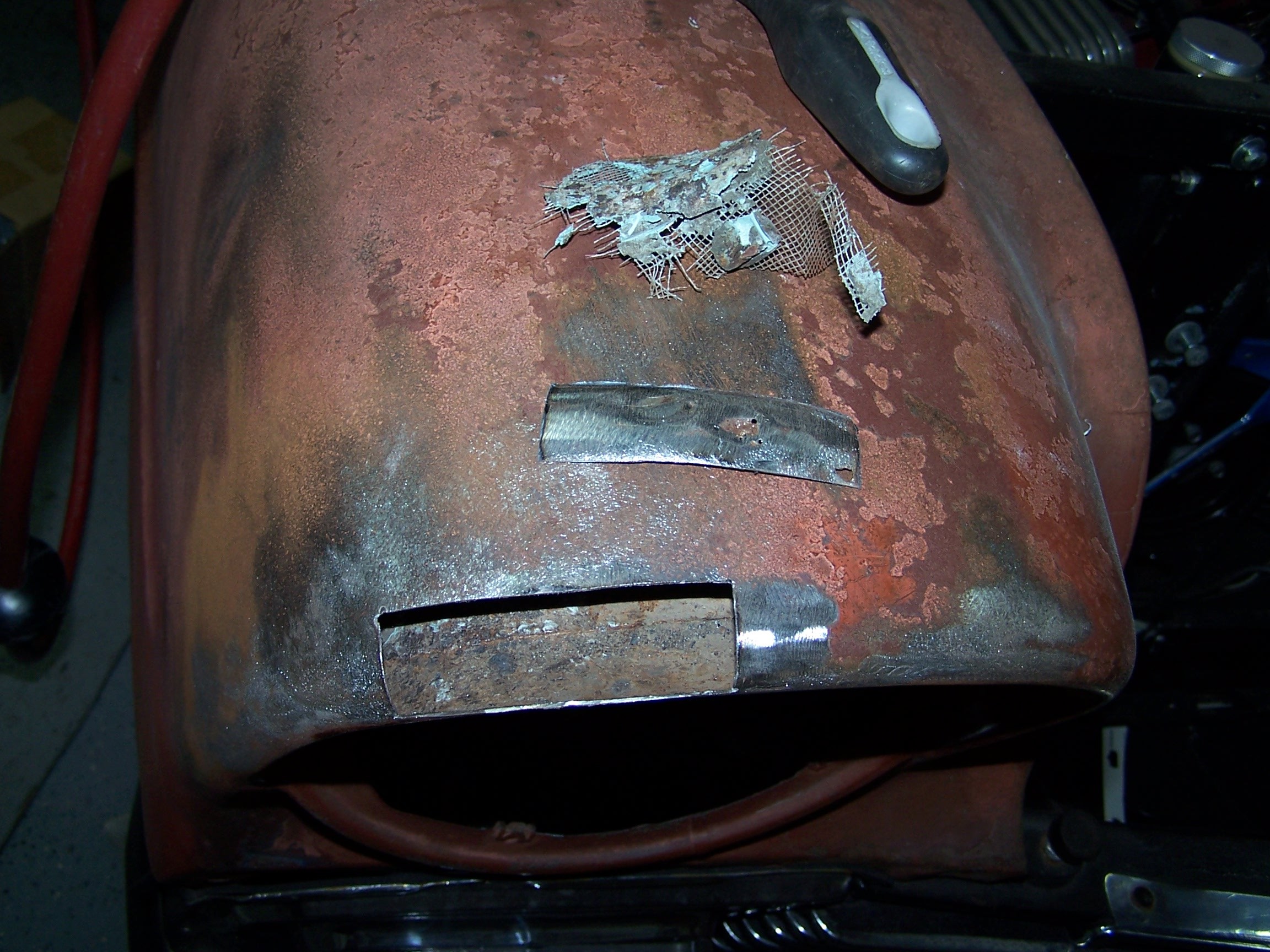 Passenger fender cutaway